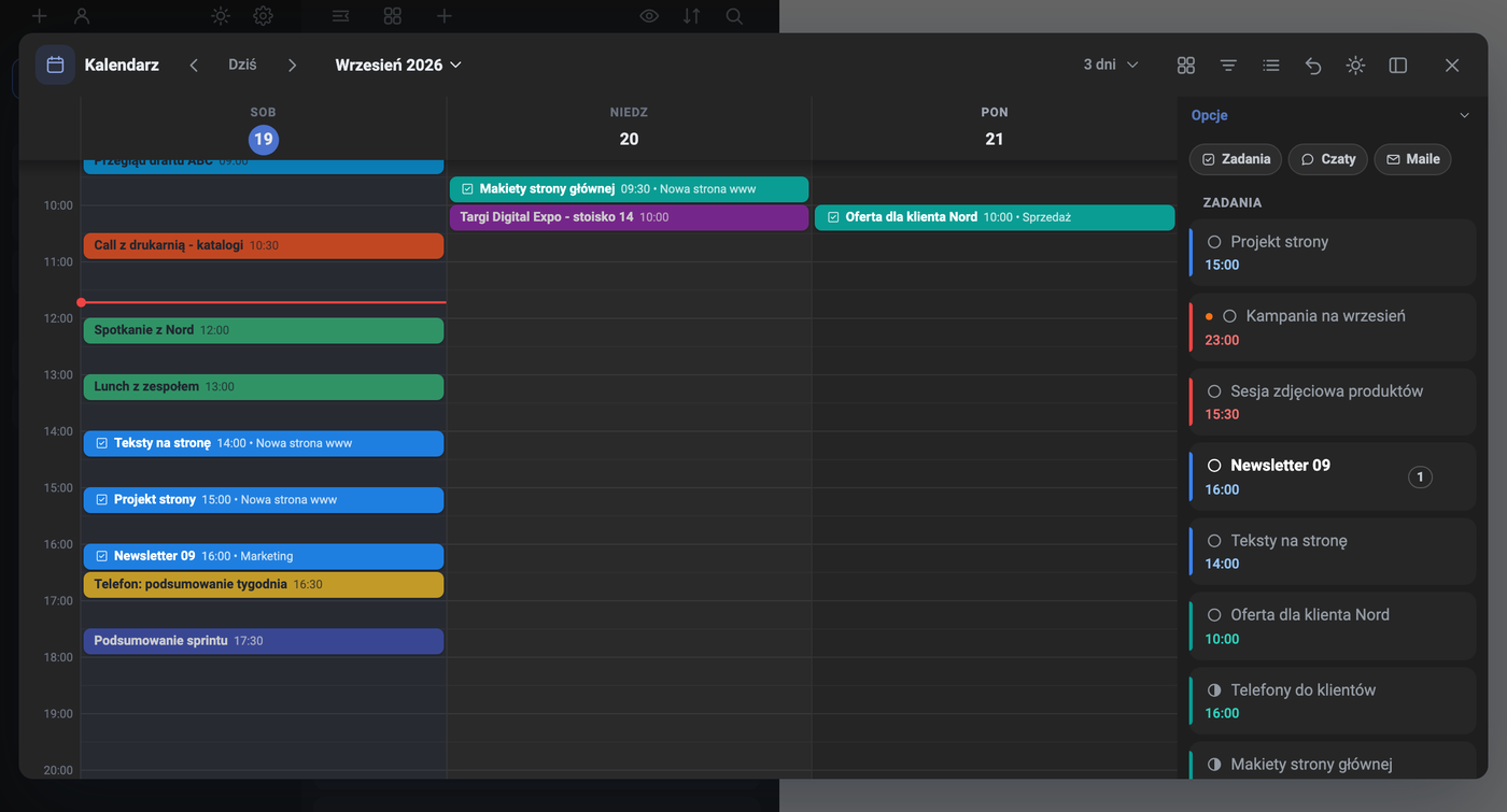 Three-day Calendar with tasks and a panel list on the right